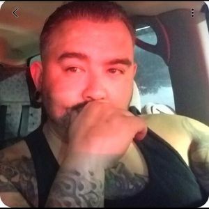 Meet your Posher, Abiel